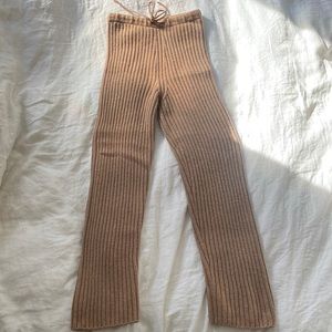 James Street Co Loft Ribbed Pant

Note: only pants available!